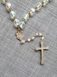 Antieke rozenkrans, Kristal, 59 cm, Maria/Christus schild, INRI kruis, verzilverd