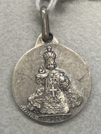 Devotiemedaille Kindje Jezus van Praag, 2 cm