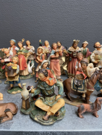 Kerstgroep, 46 delen, resin, 13 cm,  (b)