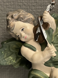Engel met viool, plastic, 15 cm, jaren 50. (10)