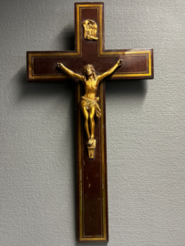 Antiek houten kruis met bronzen corpus