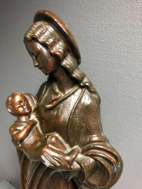 Heiligenbeeld Maria met kind, op halve maan, gips, 61 cm 1930 (G)