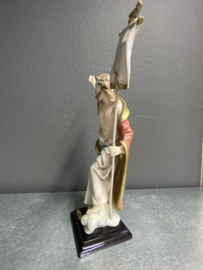 Heiligenbeeld verrezen Christus 24 cm geperst marmer gesigneerd (3)
