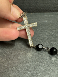 Rozenkrans Tientje ook te dragen als armband. Gitten kralen