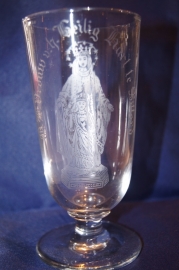 Antiek glas, OLV H. Hart van Sittard, 13 cm (17)