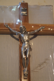 Crucifix olijfhout 20 cm