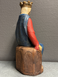 Heiligenbeeld  Maria, Hertogin van Drenthe – Verzwaard gips, handbeschilderd