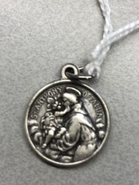 Devotiemedaille met relikwie Antonius van Padua, 2 cm