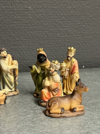 Kerstgroep 11 figuren, resin, 5 cm (9)