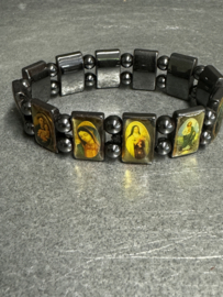 Armband met diverse heiligen afbeeldingen, Hematiet