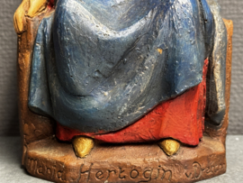 Heiligenbeeld  Maria, Hertogin van Drenthe – Verzwaard gips, handbeschilderd