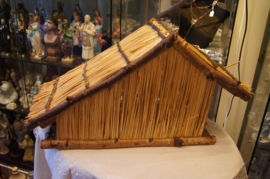 Kerststal leeg, 55 x 22 x 27 cm (6)