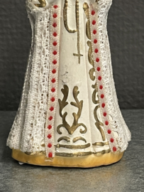 Heiligenbeeld Maria, 1930, aardewerk met kant, 14 cm (8)