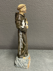 Heiligenbeeld  Franciscus van Assisi met duiven en Tau kruis, 14 cm, resin (4)