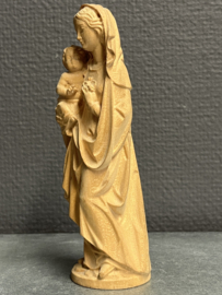 Heiligenbeeld Maria met kind en druiven, Lindehout, 15 cm (3)