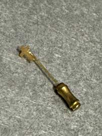 Pin met kruis, 3 CM messing