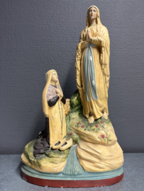 Heiligenbeeld Maria O.L.V van Lourdes met Bernadette 38 x 22 cm van Marcel Casspaing Lourdes HP (10)