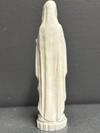 Beeld van Onze-Lieve-Vrouw van Lourdes – Handgemaakt uit Alabaster, Griekenland (Ifestos Art)