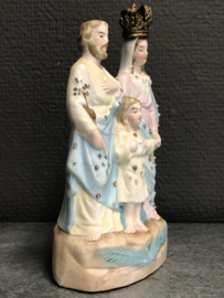 Heiligenbeeld heilige Familie, biscuit porselein, 1900, verguld kroontje, 15 cm (2)