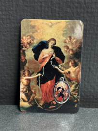 Devotiemedaille Maria, die de knopen ontwart inclusief bidprentje, 2.5 CM
