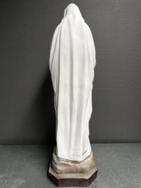 Heiligenbeeld  Maria Onze Lieve Vrouw van Lourdes, 48 cm. resin, handbeschilderd (3)