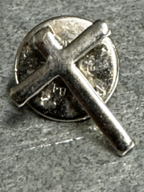 Kruis pin nikkel, 1.5 CM