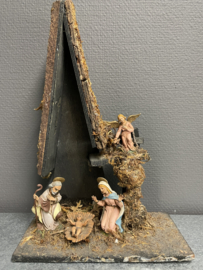 Kerststal jaren 50, rubberen figuren, 35x23x11 cm (9)