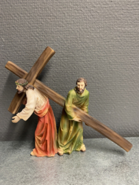 Jezus draagt kruis met Simon van Cyrene, Resin, 17 cm (2)