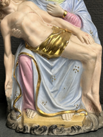 Heiligenbeeld Piëta, biscuitporselein, 23 cm Maria en Jezus, 1920 (4)
