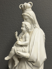 Heiligenbeeld Jozef en Maria met kind, biscuitporselein, 1880, 43 cm (5)