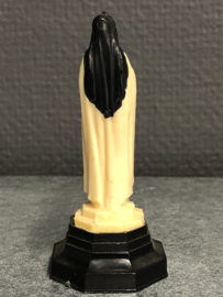 Heiligenbeeld Theresia van Lisieux (vuistbeeld), Celluloid, 8.5 cm (3)