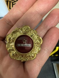 Relikwie Peerke donders met bewijs van authenticatie, (Ex. Ossibus)