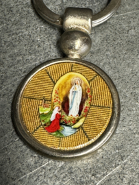 Sleutelhanger Heilige Rita / Maria OLV van Lourdes