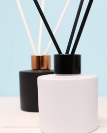 Luxe Roomdiffuser glas 100ml mat zwart of wit Compleet