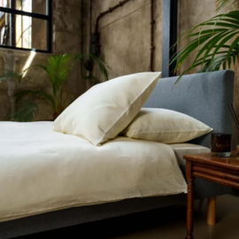 Kayori dekbedovertrekset SAYA off-white