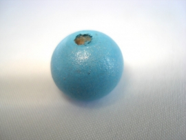 Houten kraal 12 mm azuurblauw met glanslaagje
