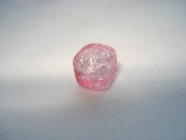 glascrackle kraal vierkant 6x6x6 mm duo roze transparant