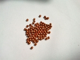 Kleine ronde kraaltjes rood koper 2 mm