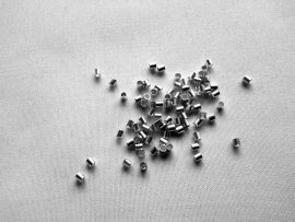 Knijpkralen buisvormig 1,5 x 1,5 mm zilverkleurig 100 stuks
