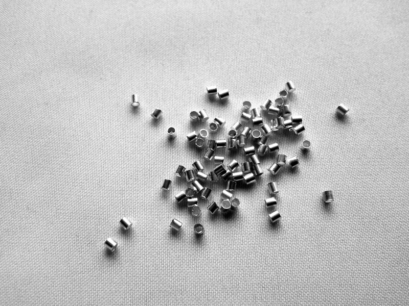 Knijpkralen buisvormig 1,5 x 1,5 mm zilverkleurig 100 stuks