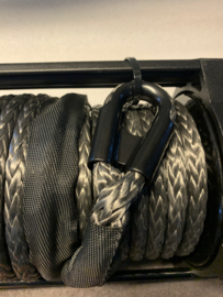ROBSON 13.000lbs/5.9T 12V Full blacked out lier + montageplaat met synthetische kabel en accesoires