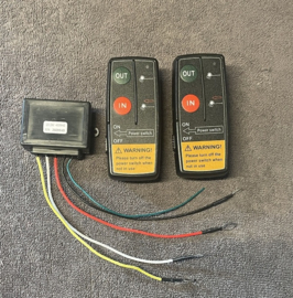 Draadloze afstandsbediening  voor uw lier 12V incl  2x handset