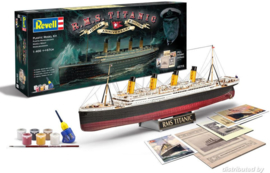 Revell " Titanic " 1:400 (05715)