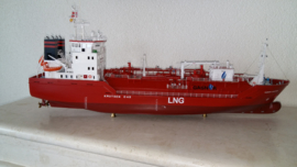 Schaalmodel 1:100 “Pioneer Knutsen“ L.N.G. Tanker