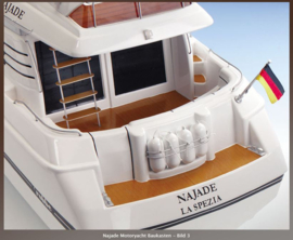 Motor Yacht "Najada" 1:15 (Ro-1160)