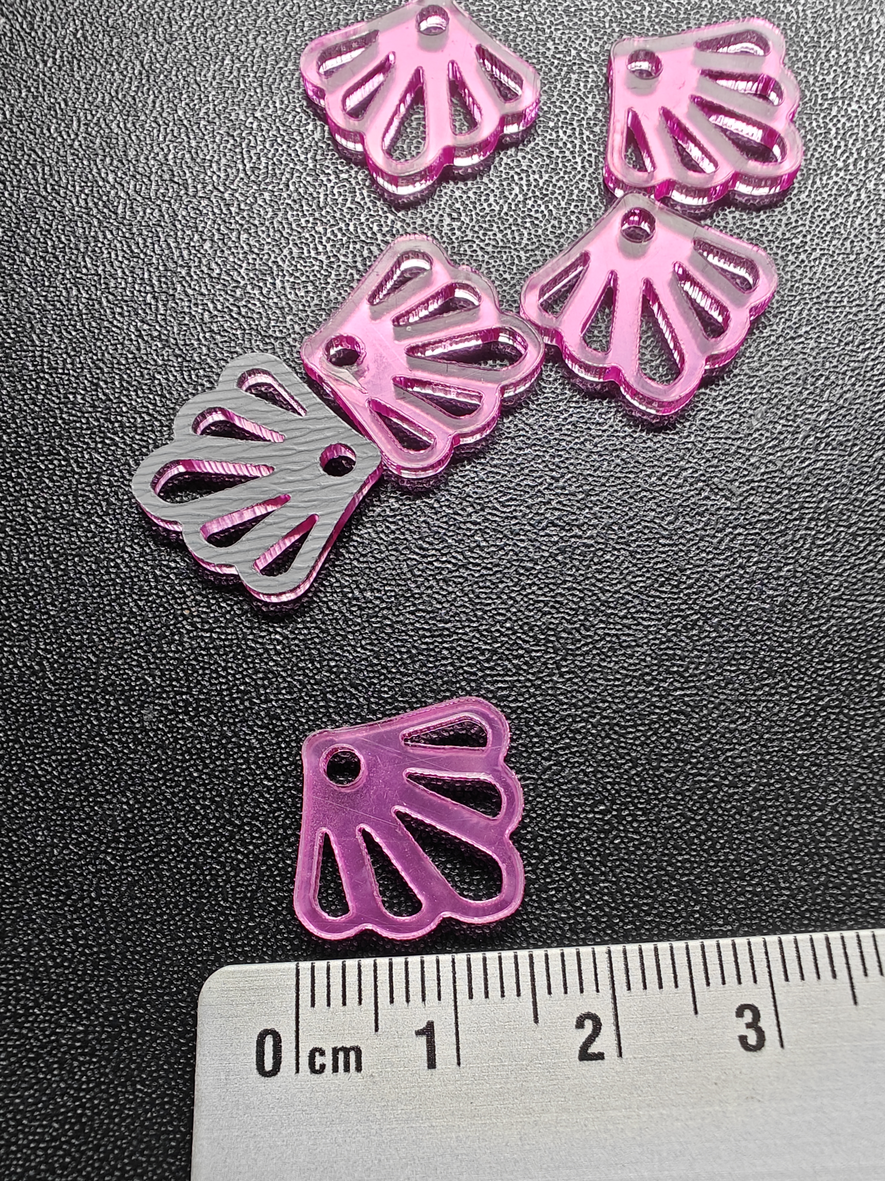 Bedel in acryl, rose, 6 stuks