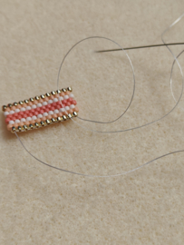 Armband maken met Japanse Miyuki kraaltjes voor beginners maandag 22 september van 18:30 tot 21 uur - Materiaal inbegrepen, all in prijs.