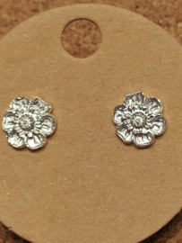Oorstekers bloemetjes 26001