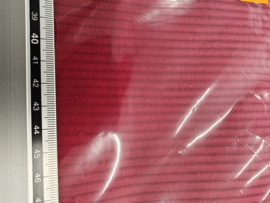 124 - Ribfluweel rood 1,45 meter breed en 2 meter lang