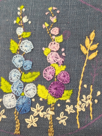 Workshop vrij borduren: thema bloemetjes-2 - donderdag 26 juni van 18:30 tot 21 uur